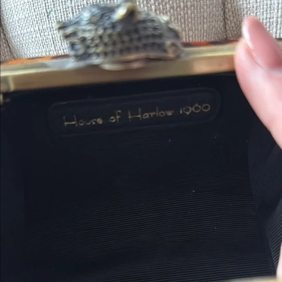 Leopard Print Clutch - Picture 4 of 6